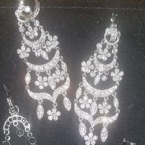 Beautiful chandelier earrings